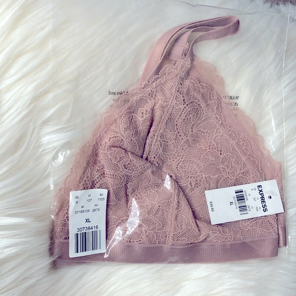 NWT!! Express Lace Bralette in Blushing Mauve. Size XL